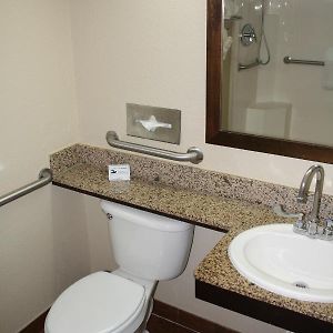 King Room Accessible or Non-Smoking